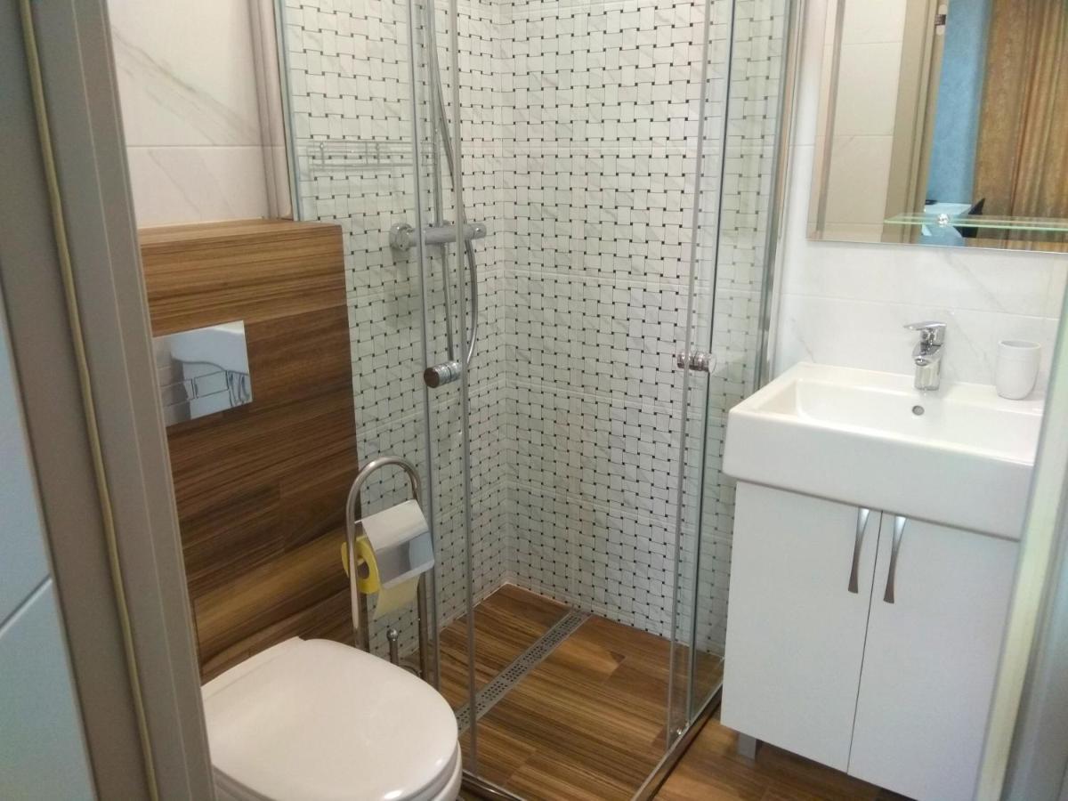 Rivne Hostel ריבנה