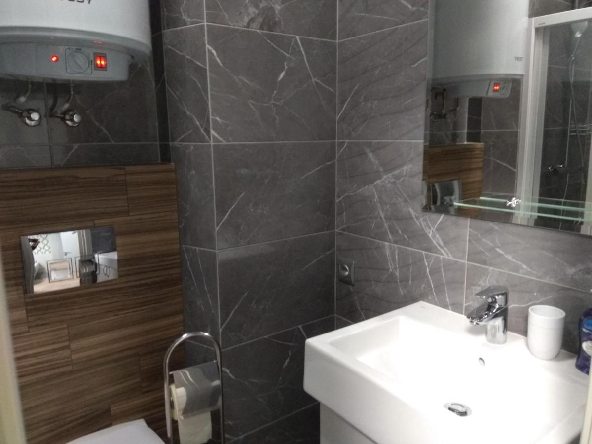 Rivne Hostel אכסניה